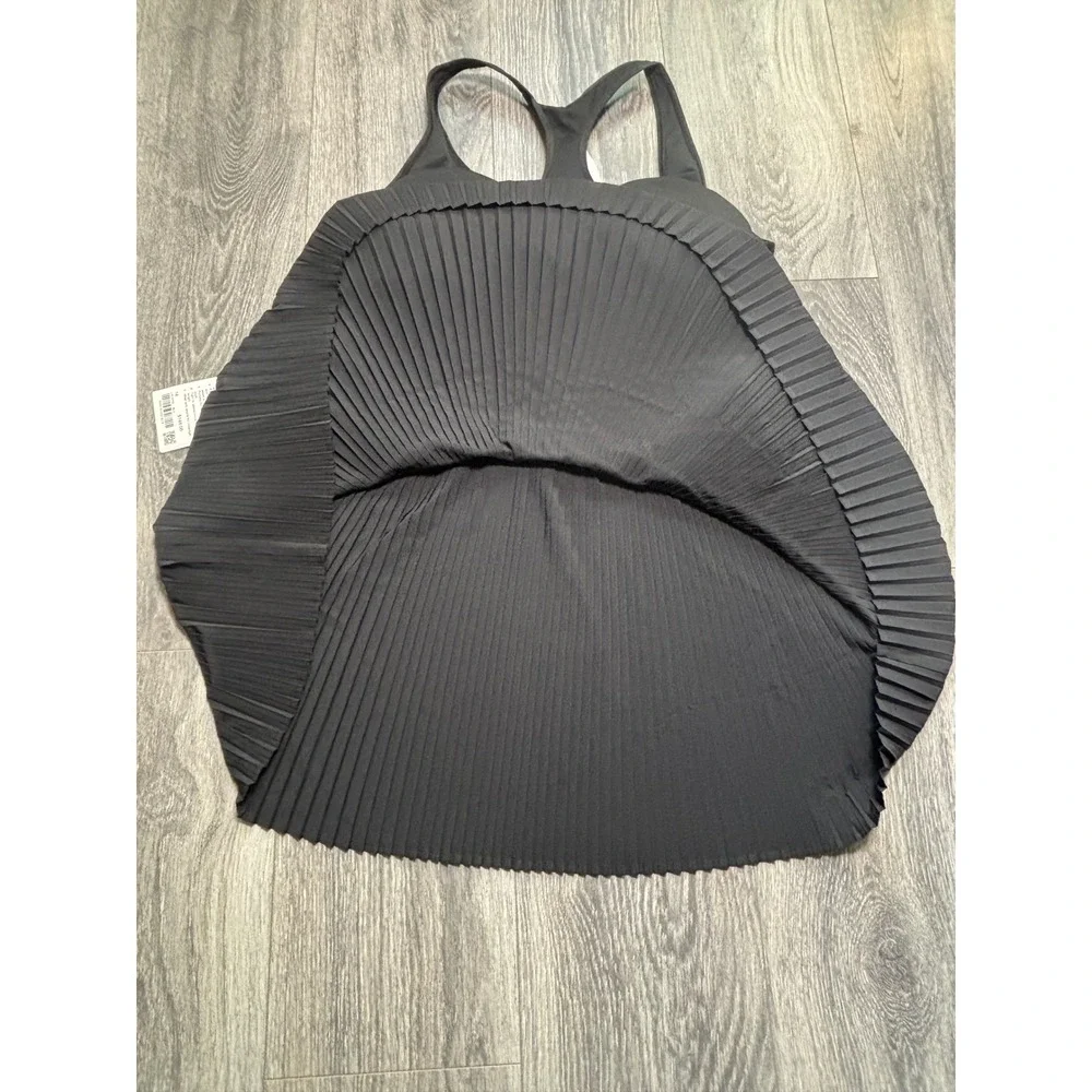 lululemon athletica scoop neck
